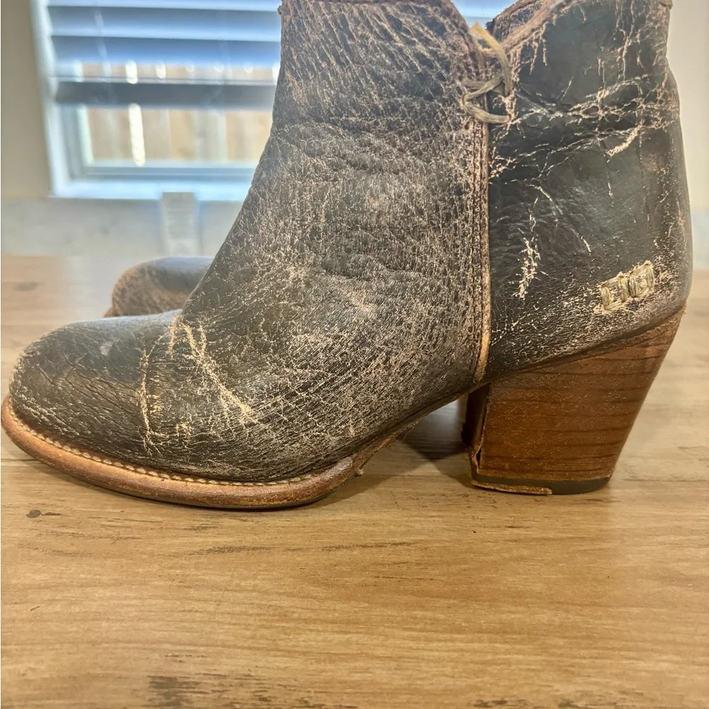 Women’s Bed Stu Yell Black and Brown Distressed Leather Ankle Boots - Picture 5 of 12
